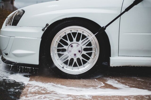 Clean Your Car With a Pressure Washer With These Simple Tips